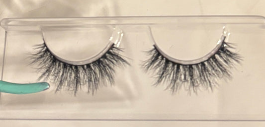 Priceless Natural Lash