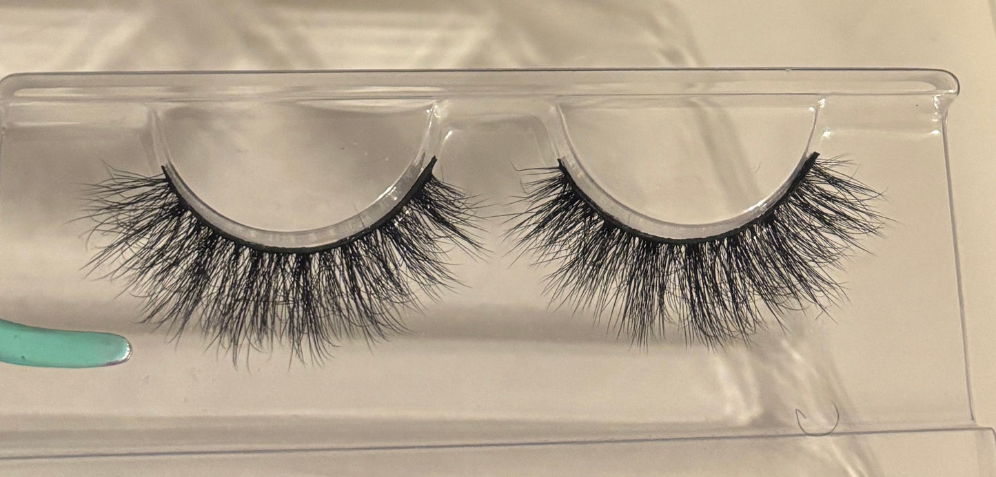 Sassy Natural Lash